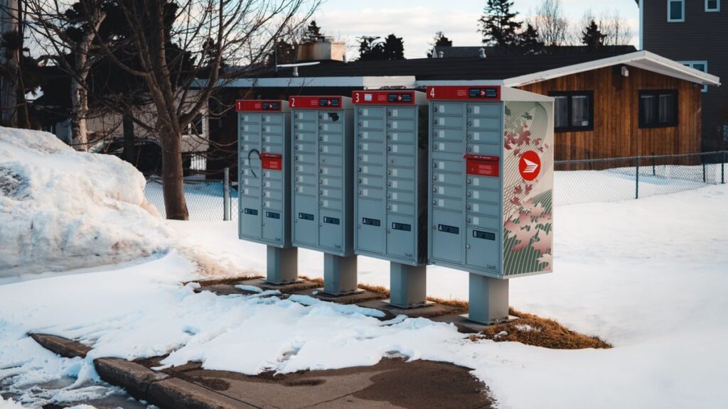 Canada Fun Fact #6 – Canada Post Helps Santa Claus Answer All His Letters!