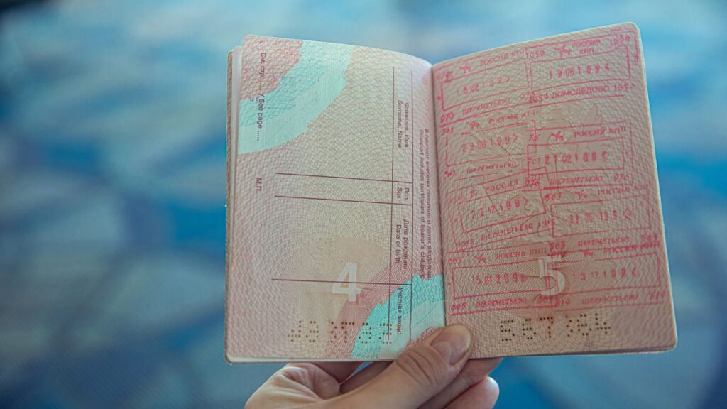 English Listening: My Passport!