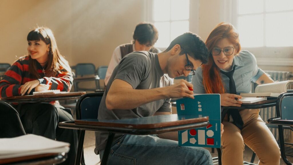 English Teacher Melanie: Expressions: 5+ Creative Ways to Say That Someone is Not Very Smart!