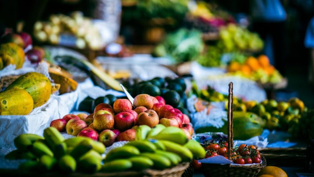 English Teacher Melanie: Grammar: Is it OK to use ‘fruits’ and ‘food’ in the plural form?