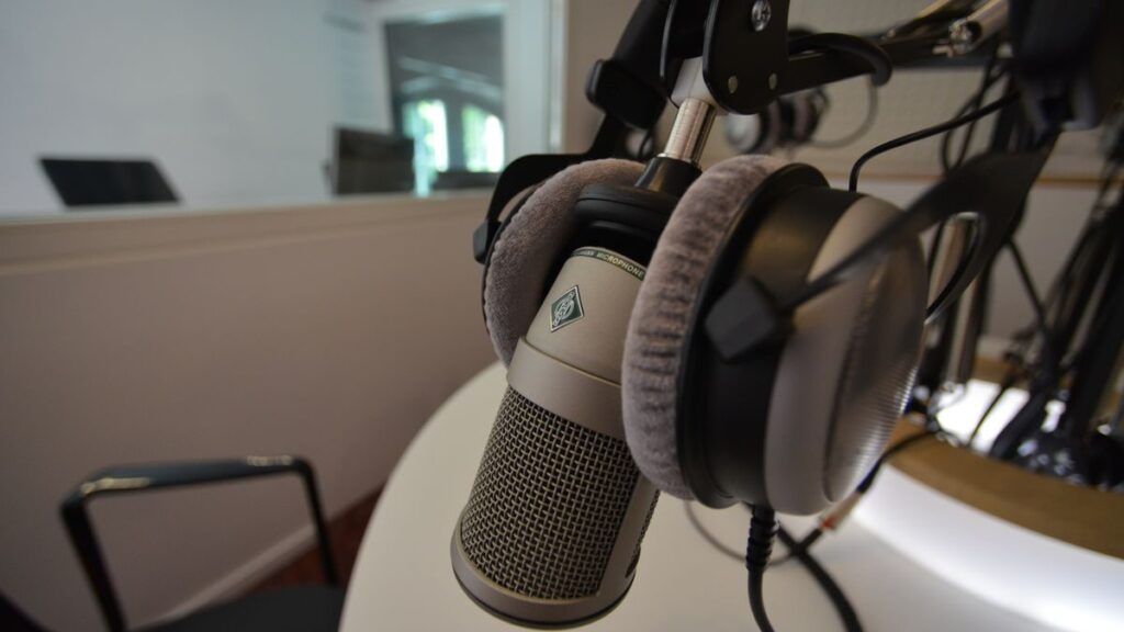 English Teacher Melanie: This Week’s Podcast