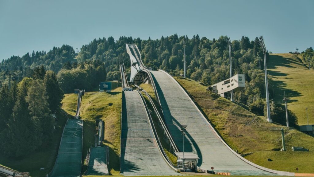 Pronunciation – How to Say the Names of all the Winter Olympic Sports! (video)