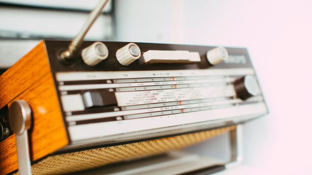 The Four Most Popular Listening Lessons – Blogiversary Celebration!